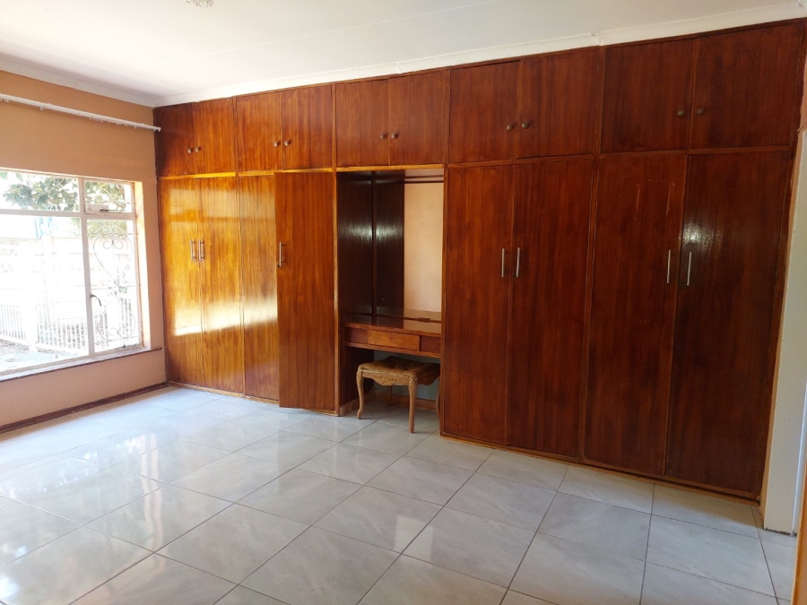 To Let 3 Bedroom Property for Rent in Suidrand Free State